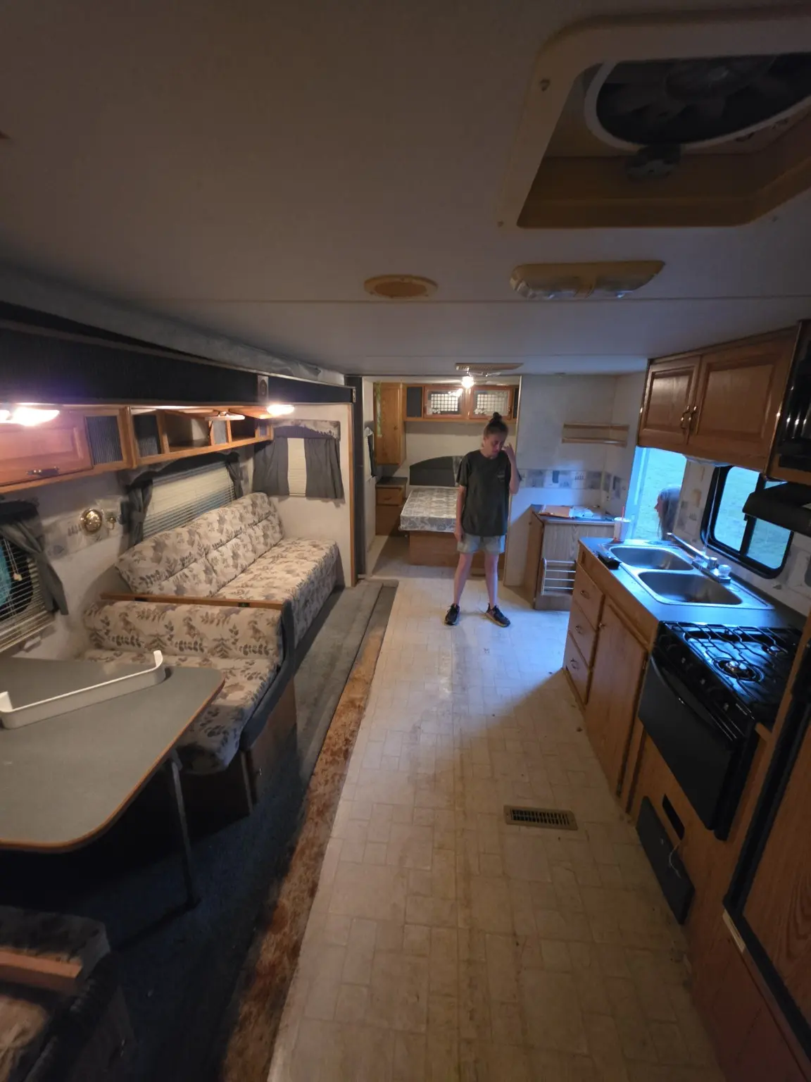Camper restoration photo 4