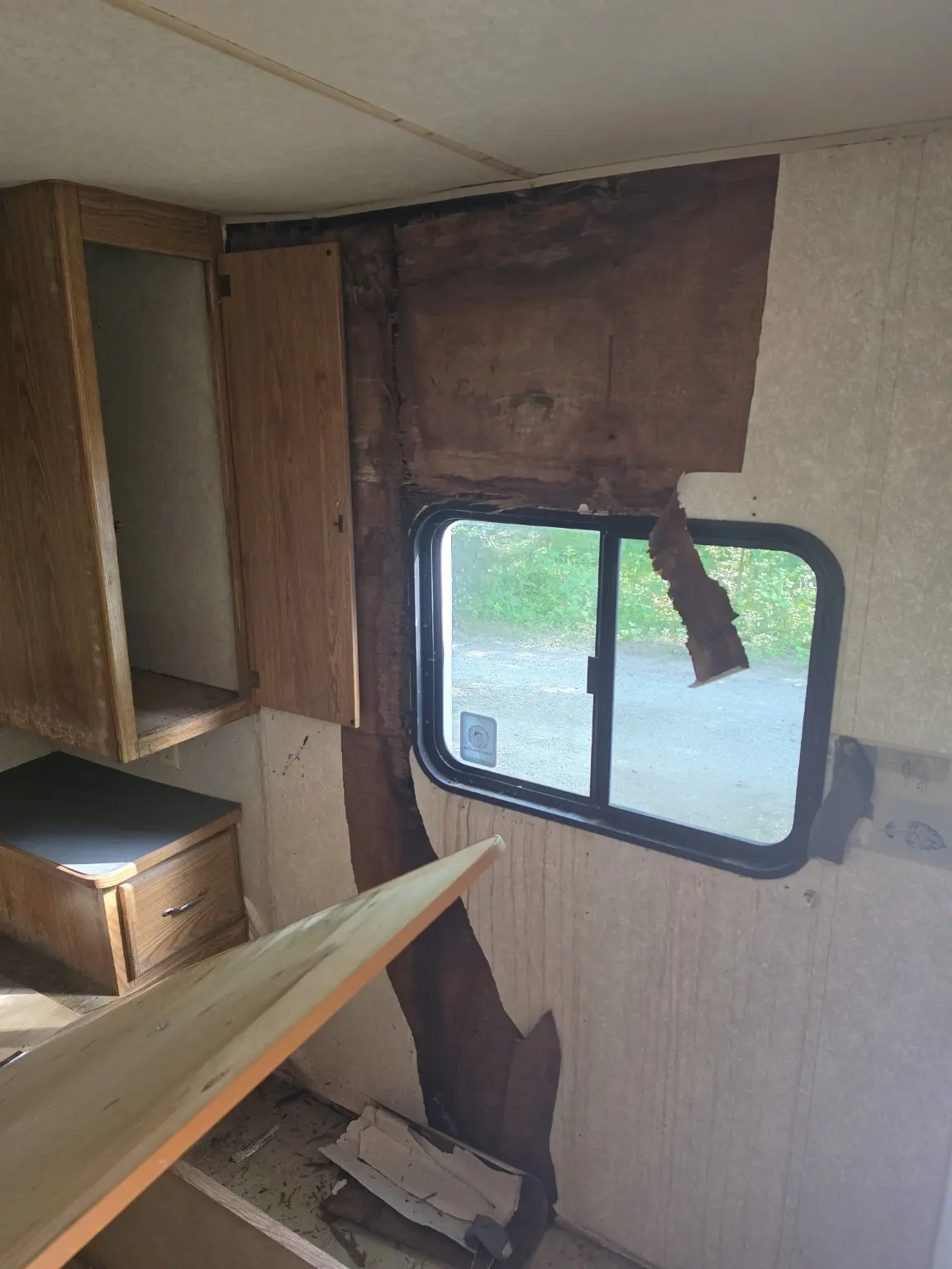 Camper restoration photo 13