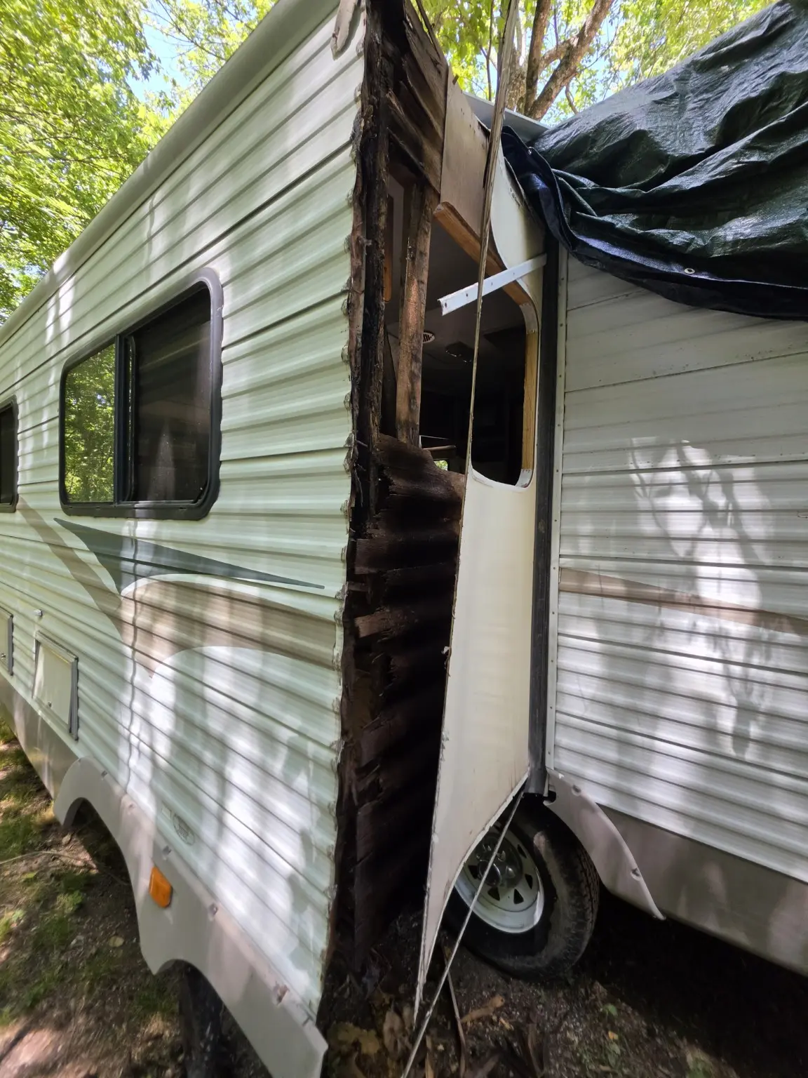 Camper restoration photo 16