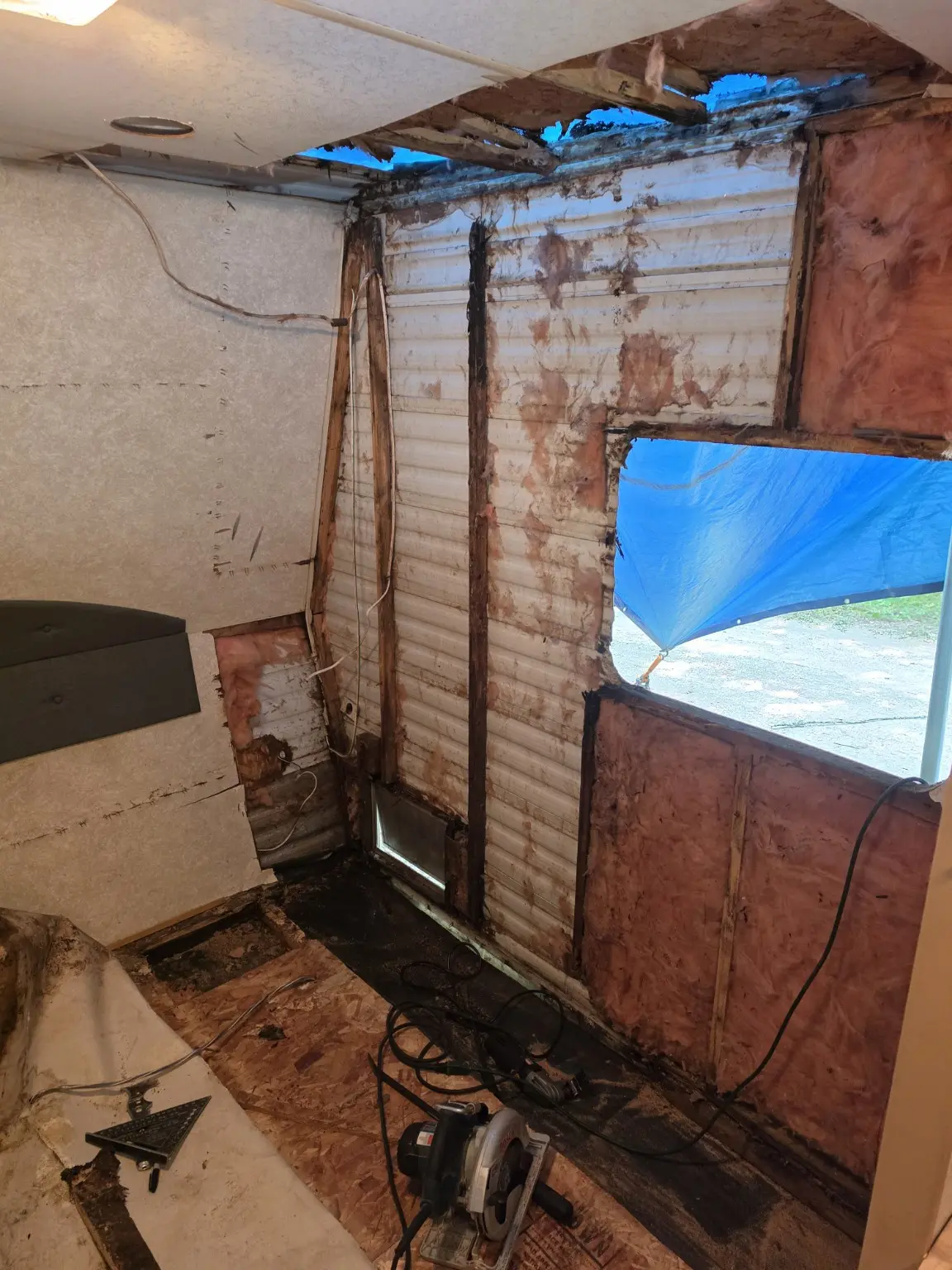 Camper restoration photo 8