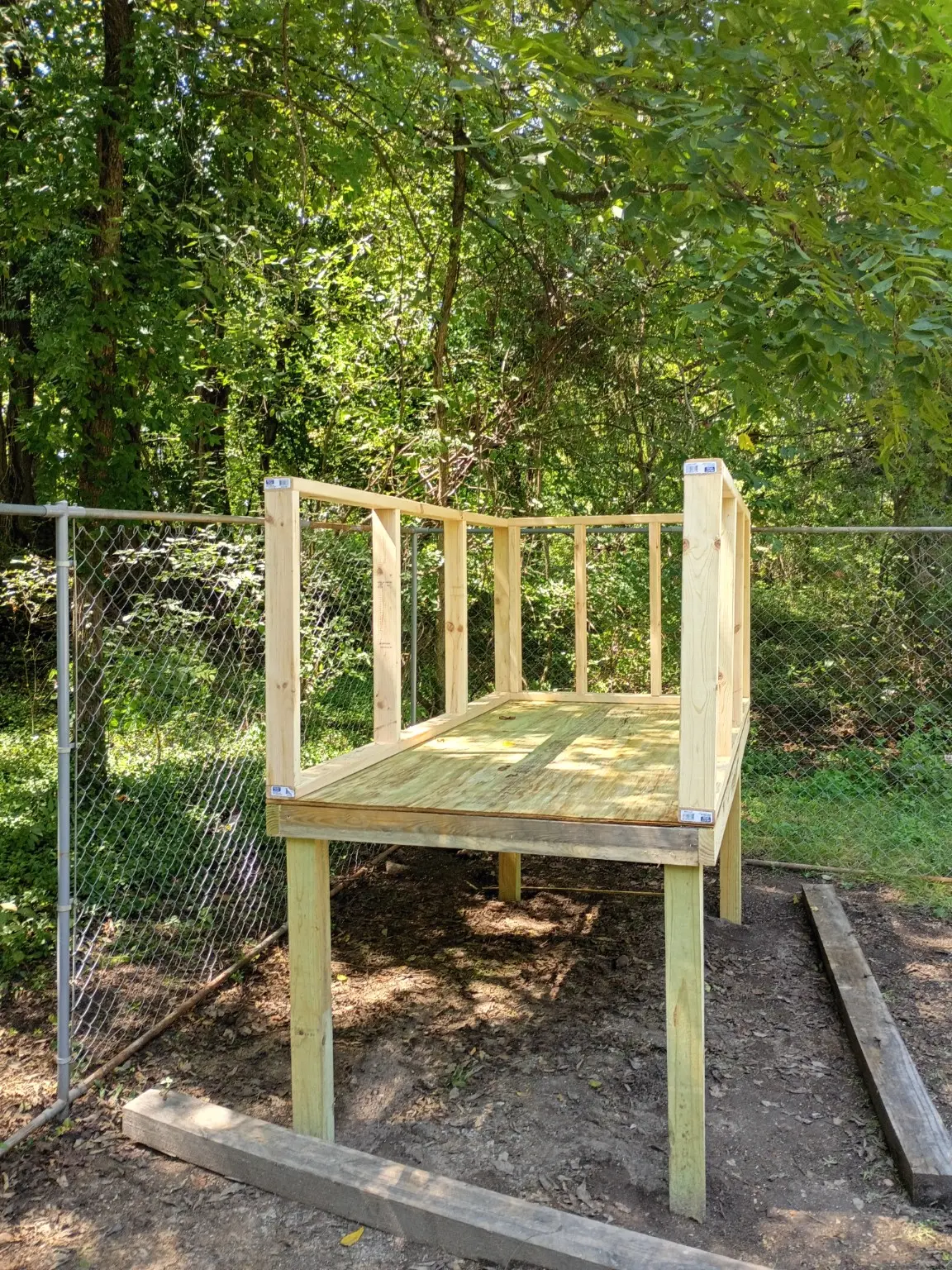 Custom chicken coop photo 3