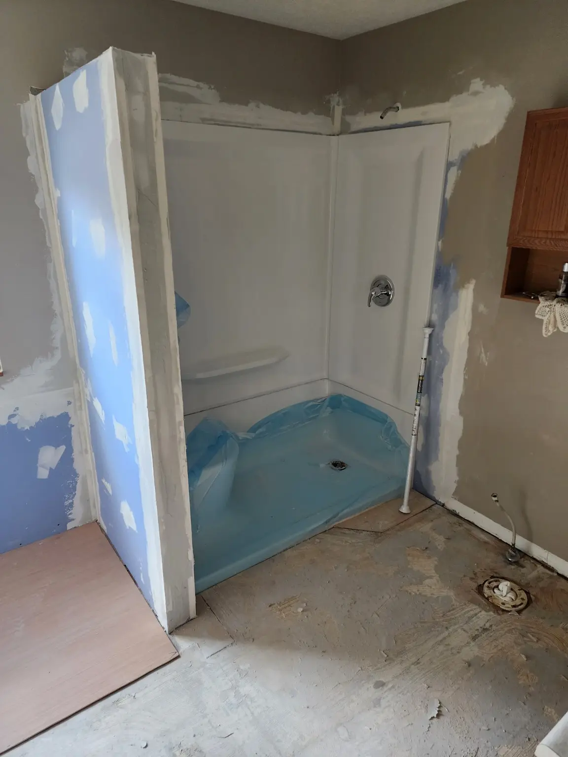 Shower enclosure reconstruction in progress