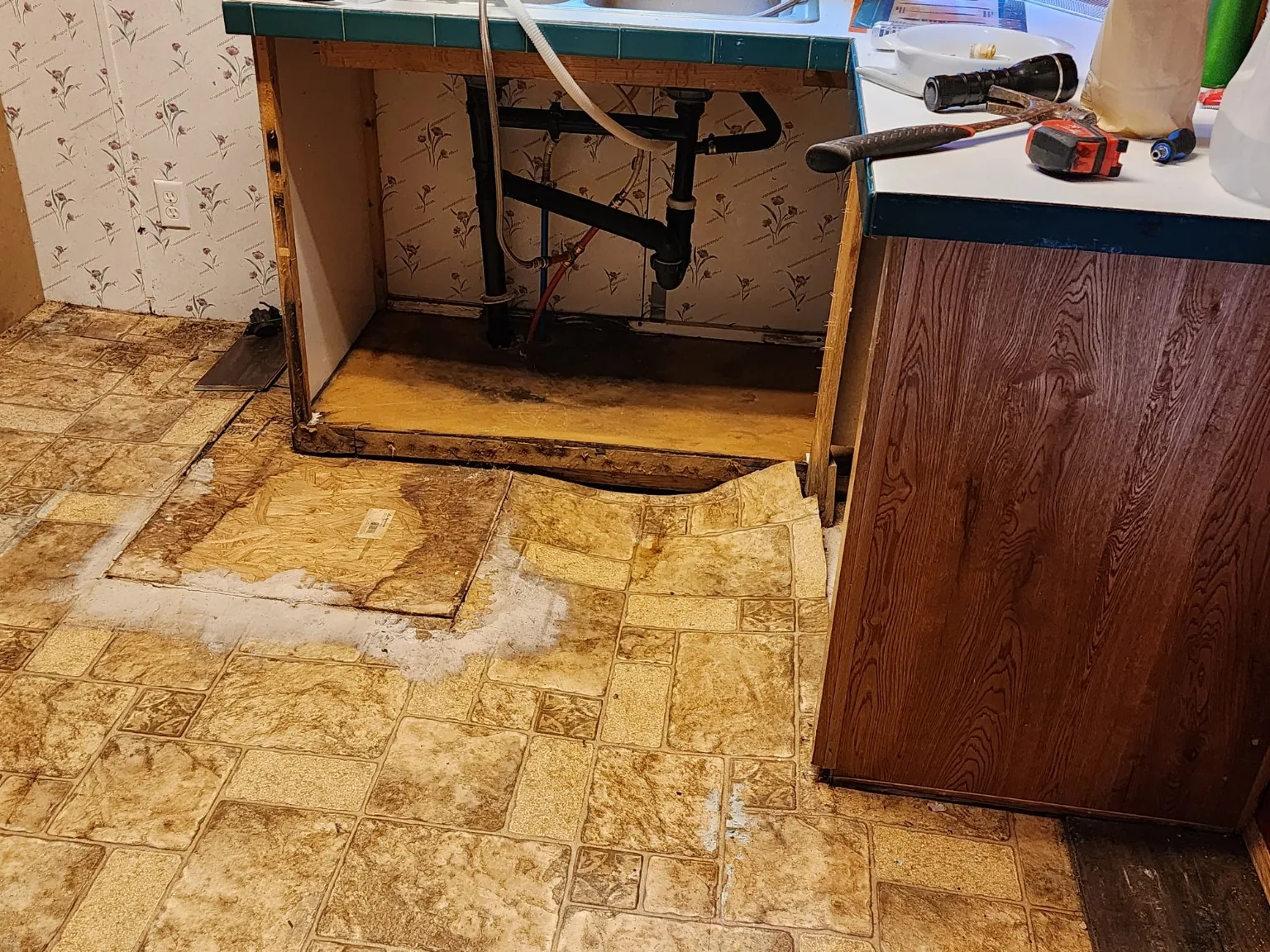 Kitchen floor rebuilt with new subfloor